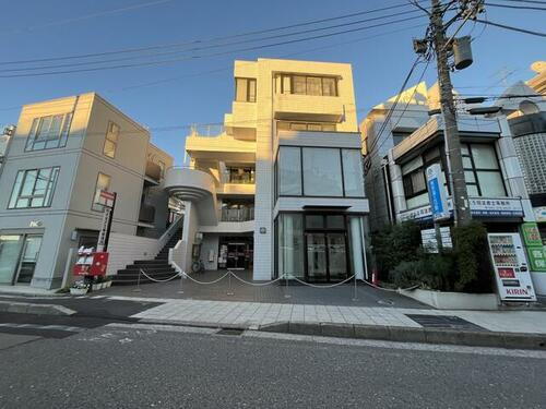 神奈川県横浜市金沢区寺前１丁目