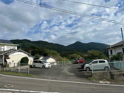 志久月極駐車場