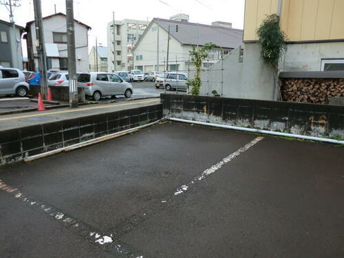 松田駐車場