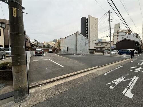 那古野１丁目１８２７駐車場（不動産工房）