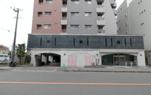 箕面市船場東３丁目　店舗・事務所