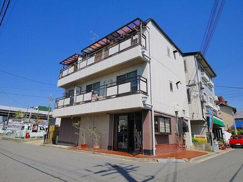 奈良県奈良市三条大路１丁目