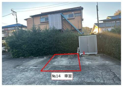 大倉山二丁目１６８１駐車場