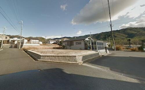 滋賀県甲賀市信楽町牧