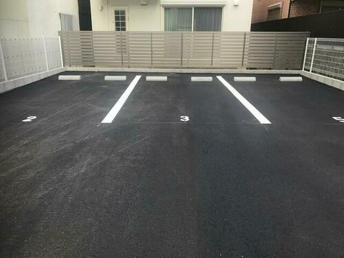 東区豊前町駐車場
