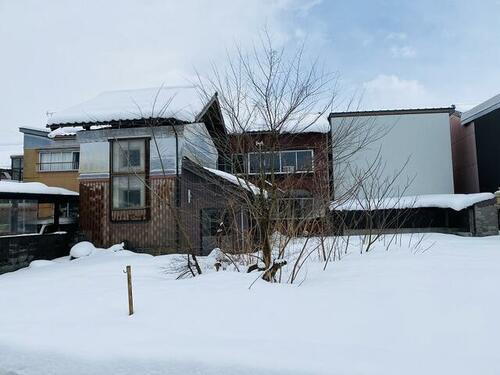 高岡市戸出町３丁目（戸出駅）　の貸店舗兼住宅