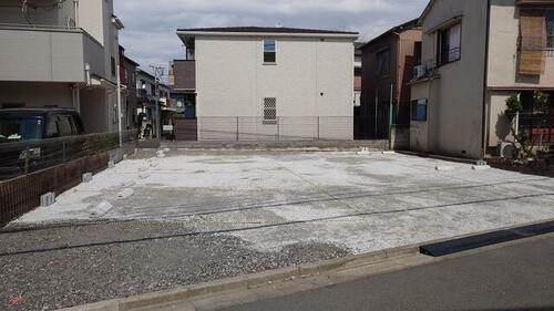駐車場　コワラ
