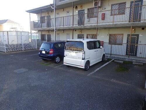 グランボア大泉駐車場　１０番