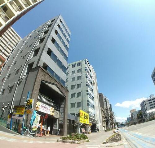 愛知県名古屋市東区泉１丁目