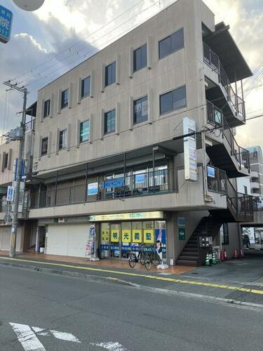 宝殿駅前第二ビル　１０２号室