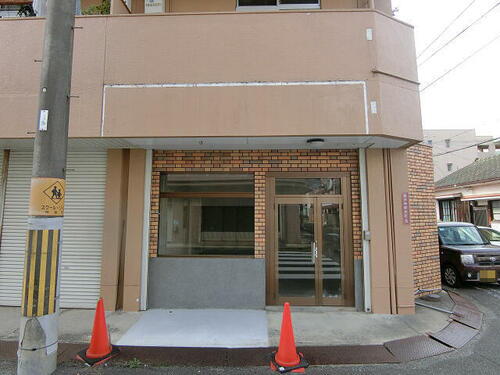 大阪府茨木市総持寺駅前町