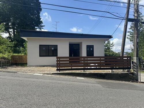 伊香保　秋名ビル