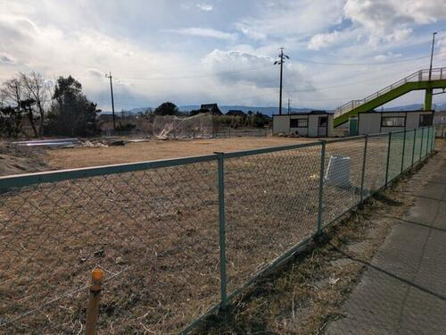 愛知県愛西市鵜多須町中道