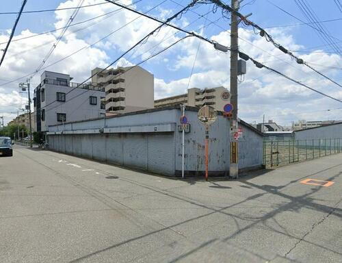 公園南矢田１丁目　シャッター付き車庫