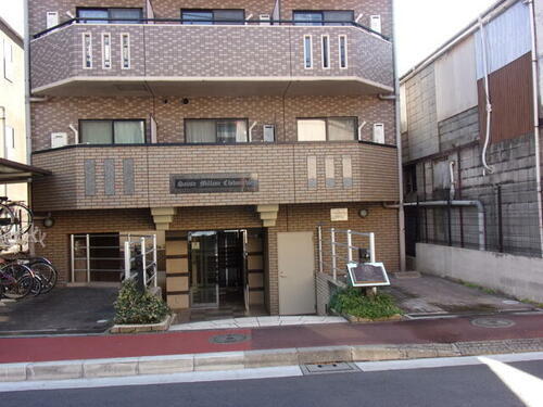 東京都大田区千鳥１丁目