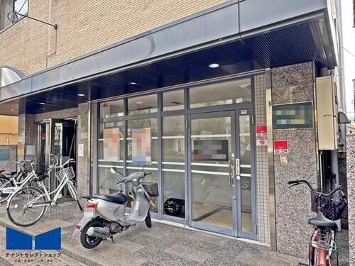 貸店舗・事務所　ＪＲ八尾　駅近　広さ約１７坪　路面店