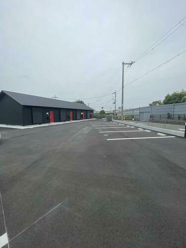 ネロユニティ駐車場