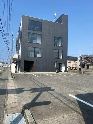 サウスバレー　２階