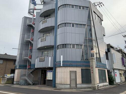 石川県小松市本折町