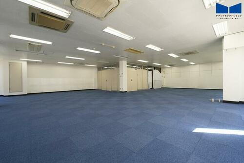 貸店舗・事務所　ＪＲ志紀　広さ約４１坪　学習塾跡　ＥＶ・共用トイレあり