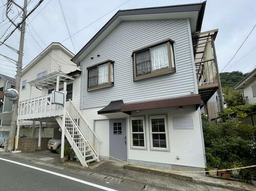 神奈川県三浦郡葉山町一色
