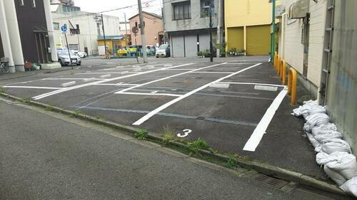 大町Ａ２駐車場