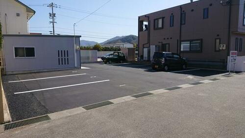 広島県呉市川尻町西１丁目