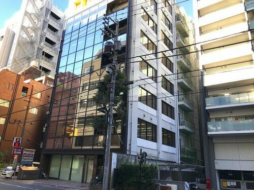 東京都新宿区新宿１丁目