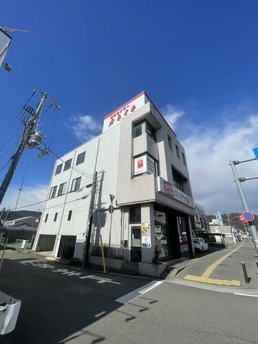 カネイチビル