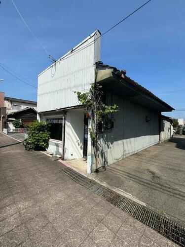 愛媛県新居浜市港町