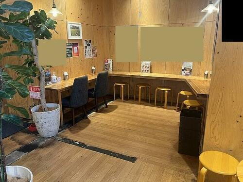 春日１Ｆ店舗