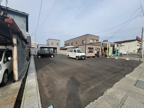 駒越町パーキング