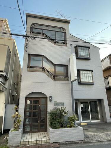 東京都世田谷区代田３丁目