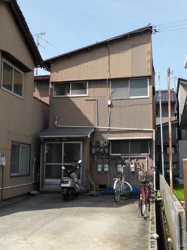 富山県富山市緑町１丁目