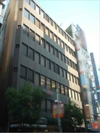 東京都新宿区新宿３丁目