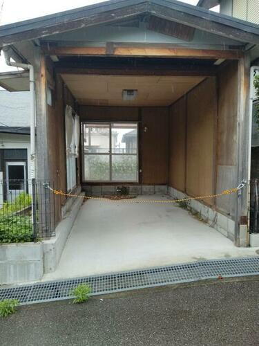 房王寺町３丁目駐車場
