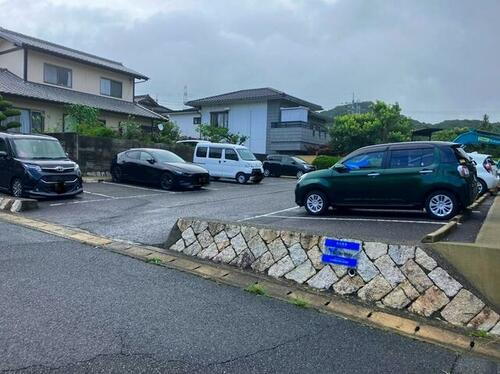 勝谷新町駐車場