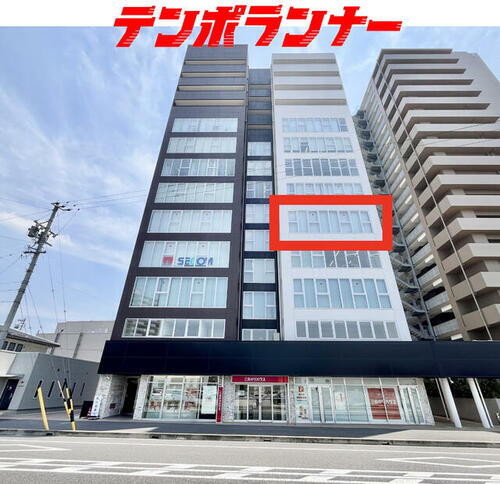 ＤＥＮＣＩＴＹ　ＣＲＯＳＳ　ＳＩＴＥ（駐車場あり）