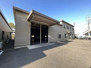 小山　東間々田貸倉庫・事務所