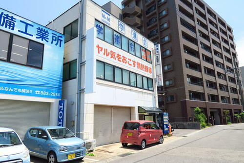 アールグレイ長与ビル