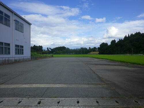 富山県射水市橋下条