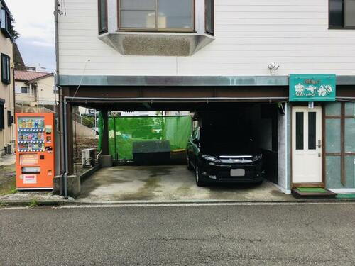 神奈川県横浜市金沢区瀬戸