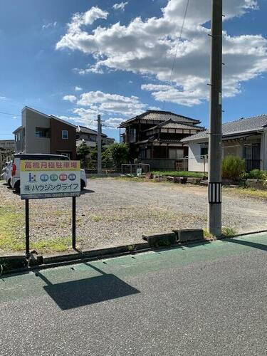 高橋月極駐車場
