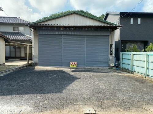 岡山県井原市上出部町