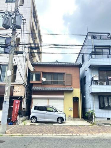 戸建て　大学近く　駐車場　店舗事務所　ロードサイド　約３５坪