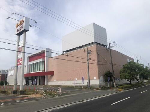 メガコート２号館