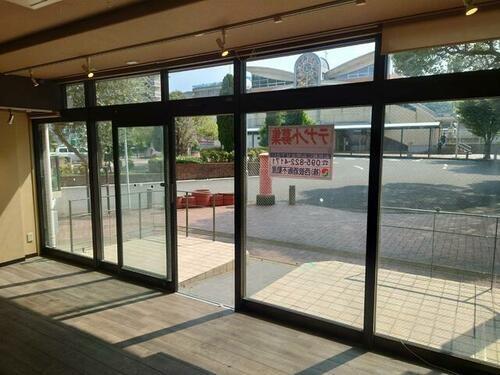 びーの柳原１階テナント