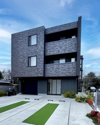 シャーメゾン河原町１Ｆ貸店舗・事務所