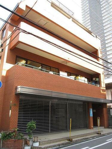 サプライズビル