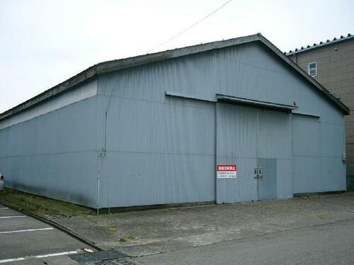 富山県高岡市野村